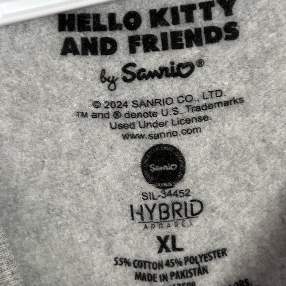 Sanrio hello kitty and friends Cotton Blend Long Sleeve Sweatshirt size XL - Picture 3 of 6